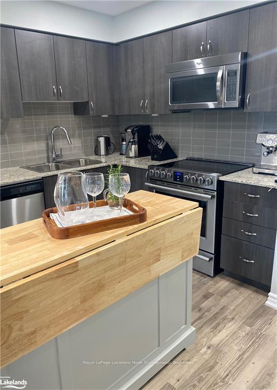Photo 5 of Unit 202, 2 Anchorage Crescent, Collingwood — HOMEH