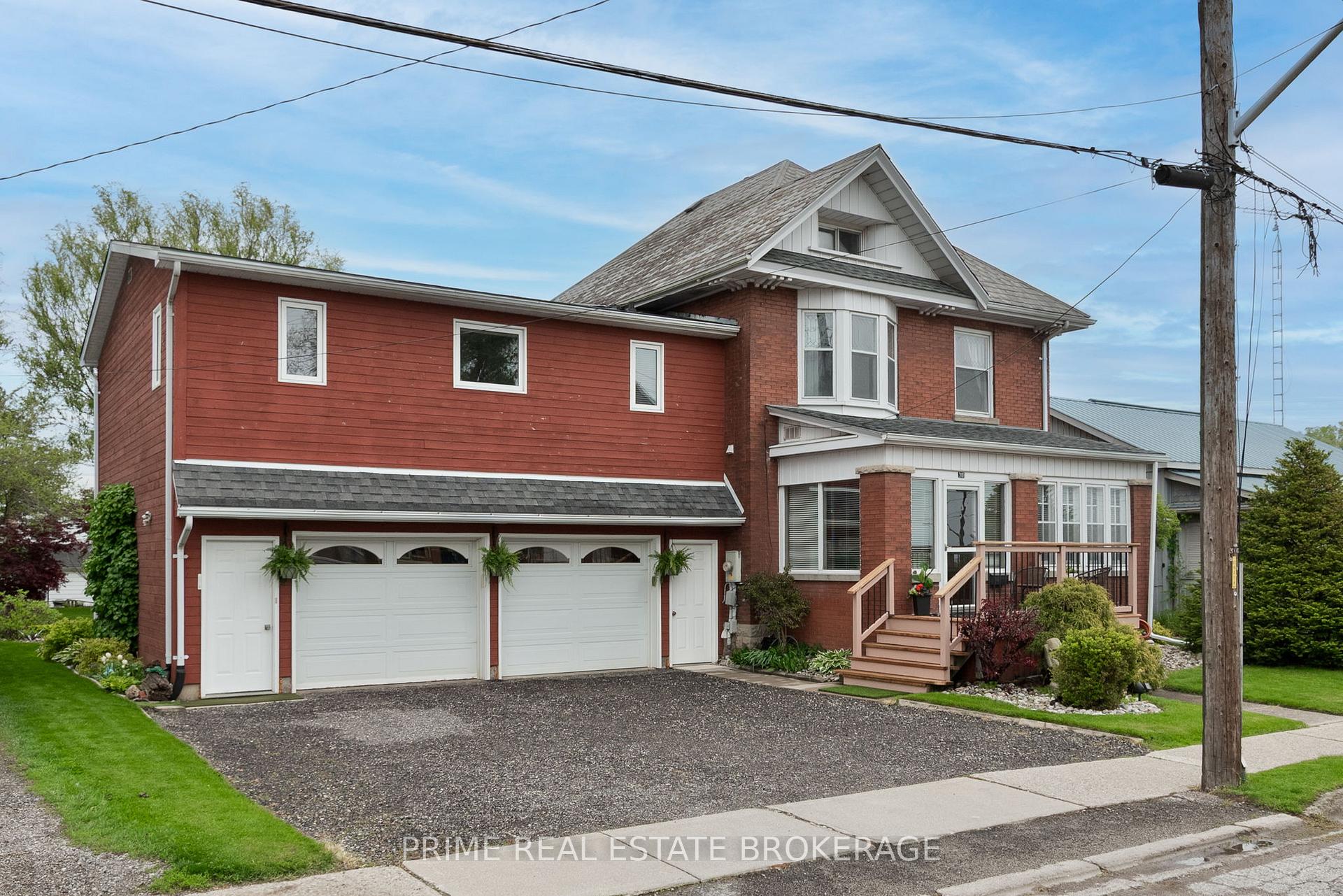 Photo 3 of 311 Smith Street, Central Elgin, Rural Central Elgin — HOMEH