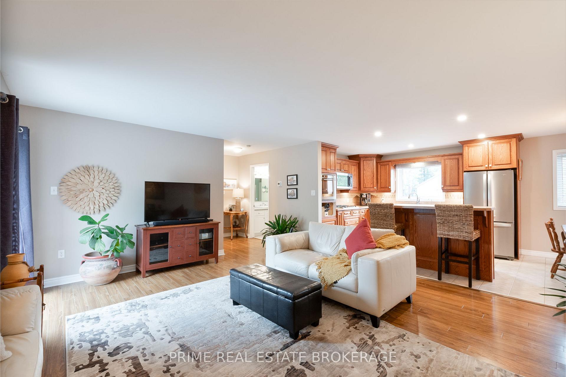 Photo 18 of 311 Smith Street, Central Elgin, Rural Central Elgin — HOMEH