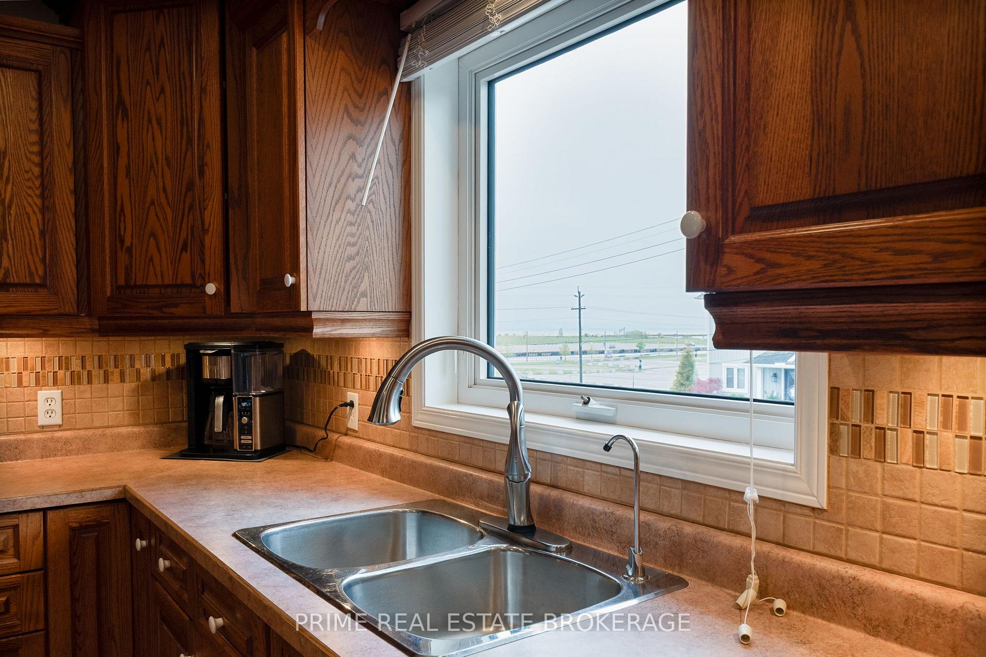 Photo 23 of 311 Smith Street, Central Elgin, Rural Central Elgin — HOMEH