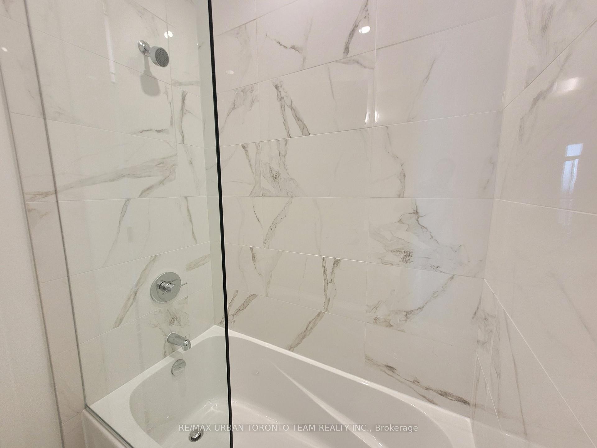 Photo 8 of Unit 3210, 195 Commerce Street, Vaughan, Vaughan Corporate Centre — HOMEH