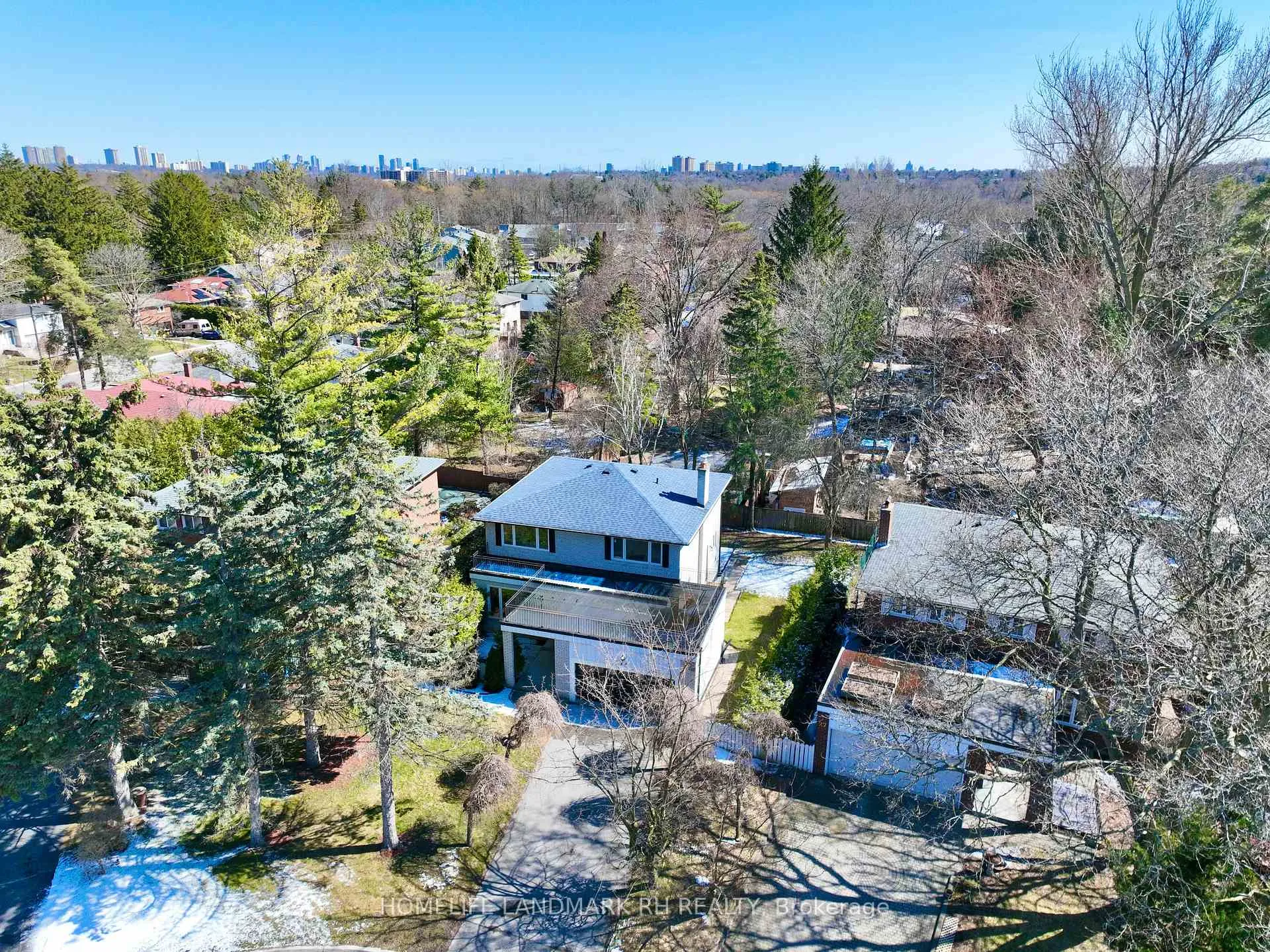 Photo 1 of 29 Vanwood Road, Markham, Thornhill — HOMEH