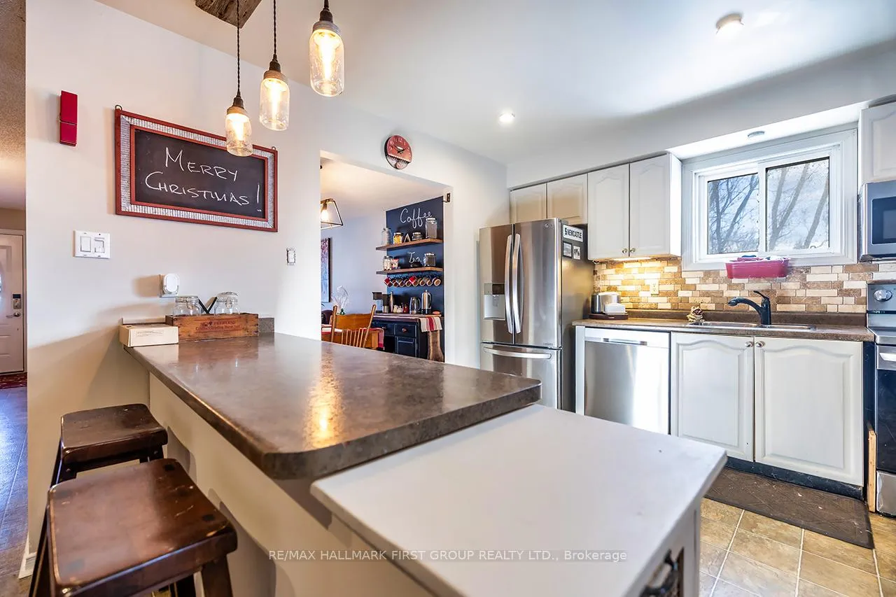Photo 7 of 138 Orchard Heights Drive, Clarington, Newcastle — HOMEH