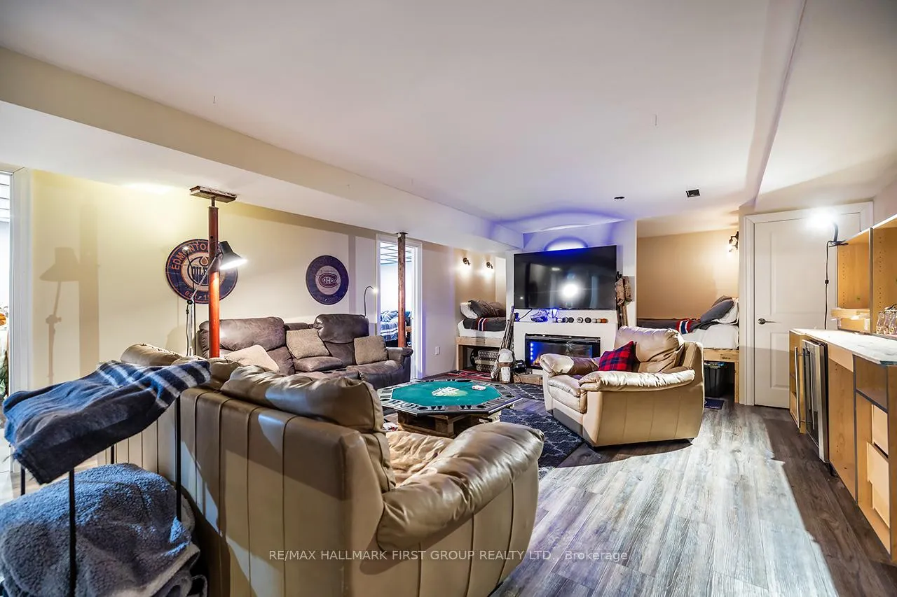 Photo 15 of 138 Orchard Heights Drive, Clarington, Newcastle — HOMEH