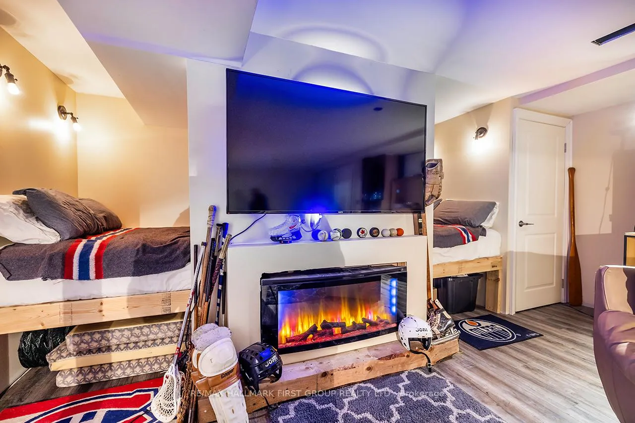 Photo 18 of 138 Orchard Heights Drive, Clarington, Newcastle — HOMEH