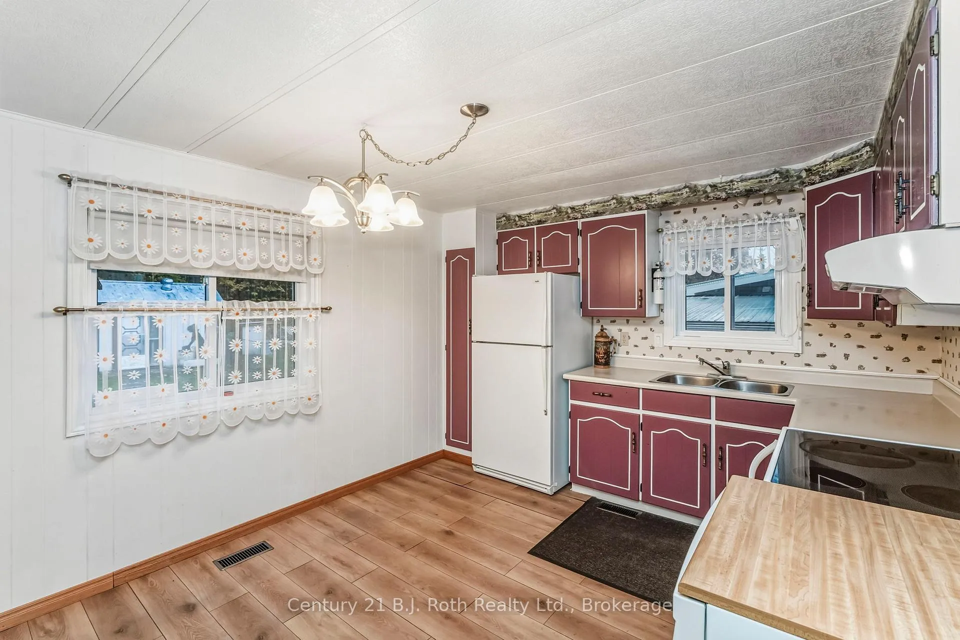 Photo 6 of Unit 36, 5263 Elliott Side Road, Tay, Rural Tay — HOMEH