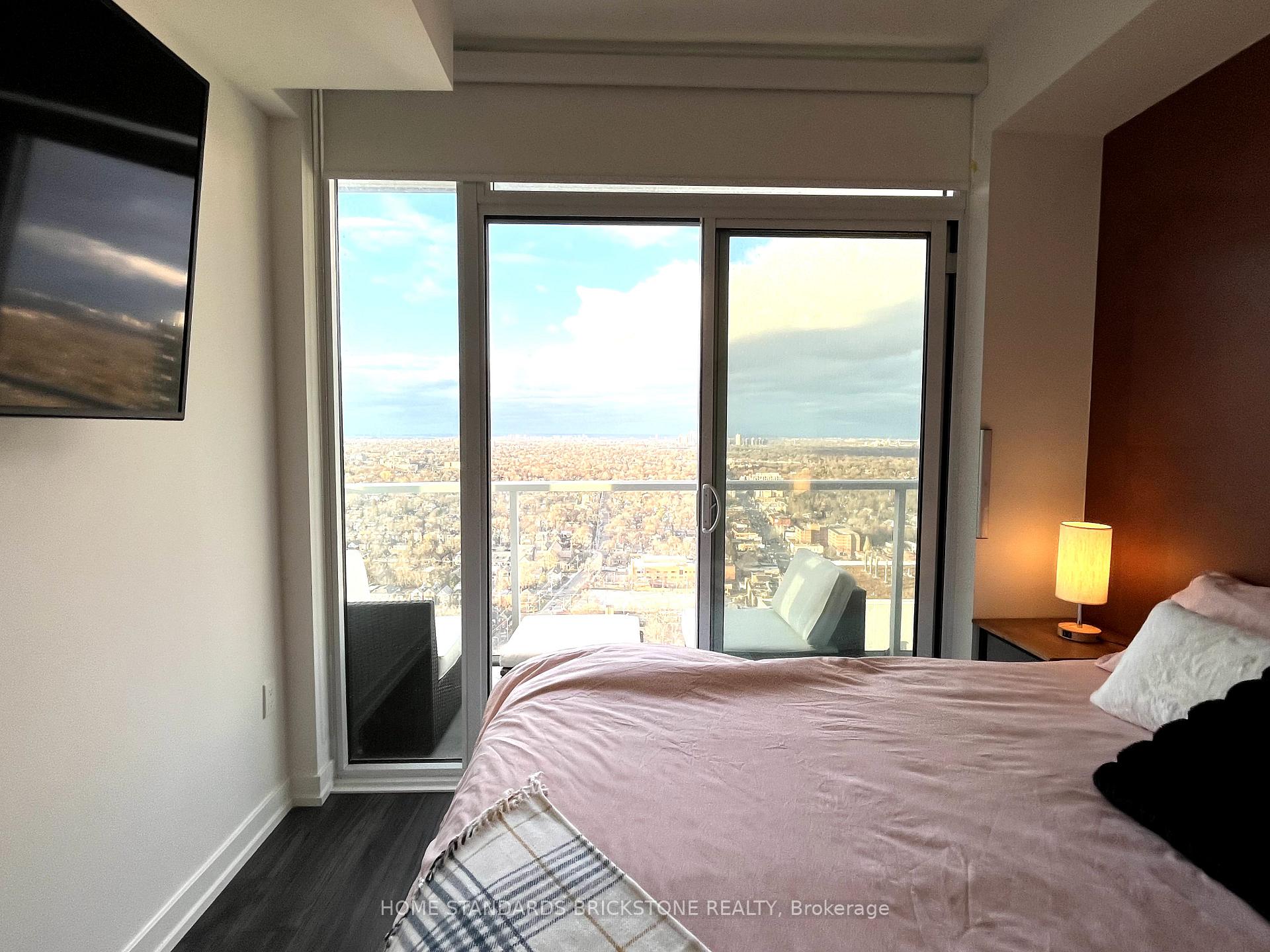 Photo 19 of Unit 3004, 33 Helendale Avenue, Toronto, Yonge-Eglinton — HOMEH