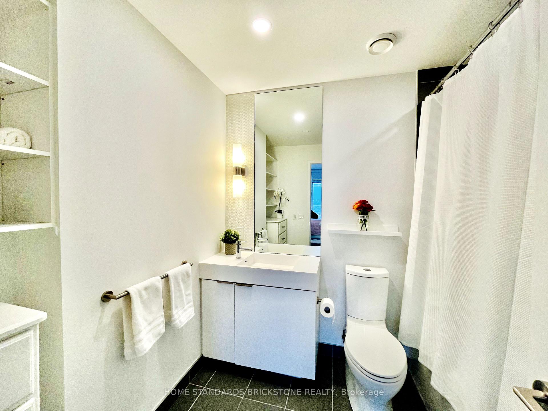 Photo 27 of Unit 3004, 33 Helendale Avenue, Toronto, Yonge-Eglinton — HOMEH