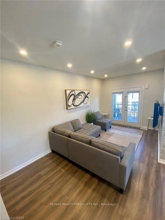 Photo 2 of Unit 24, 219 Dundas Street E, Hamilton, Waterdown — HOMEH