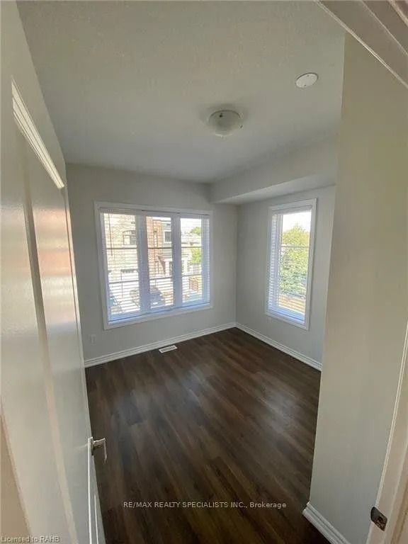 Photo 5 of Unit 24, 219 Dundas Street E, Hamilton, Waterdown — HOMEH