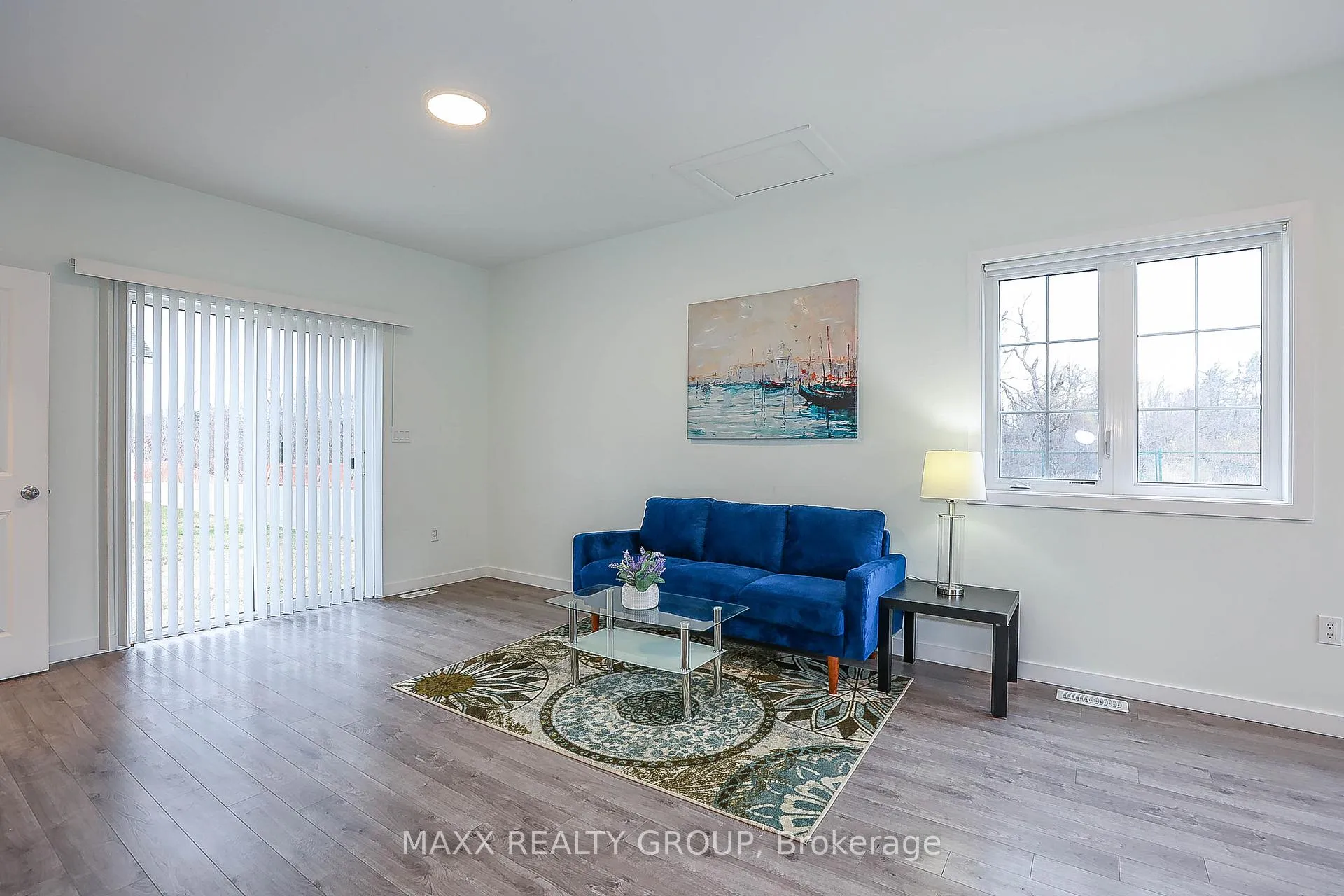 Photo 13 of 41 Waterleaf Trail, Welland, Broadway — HOMEH
