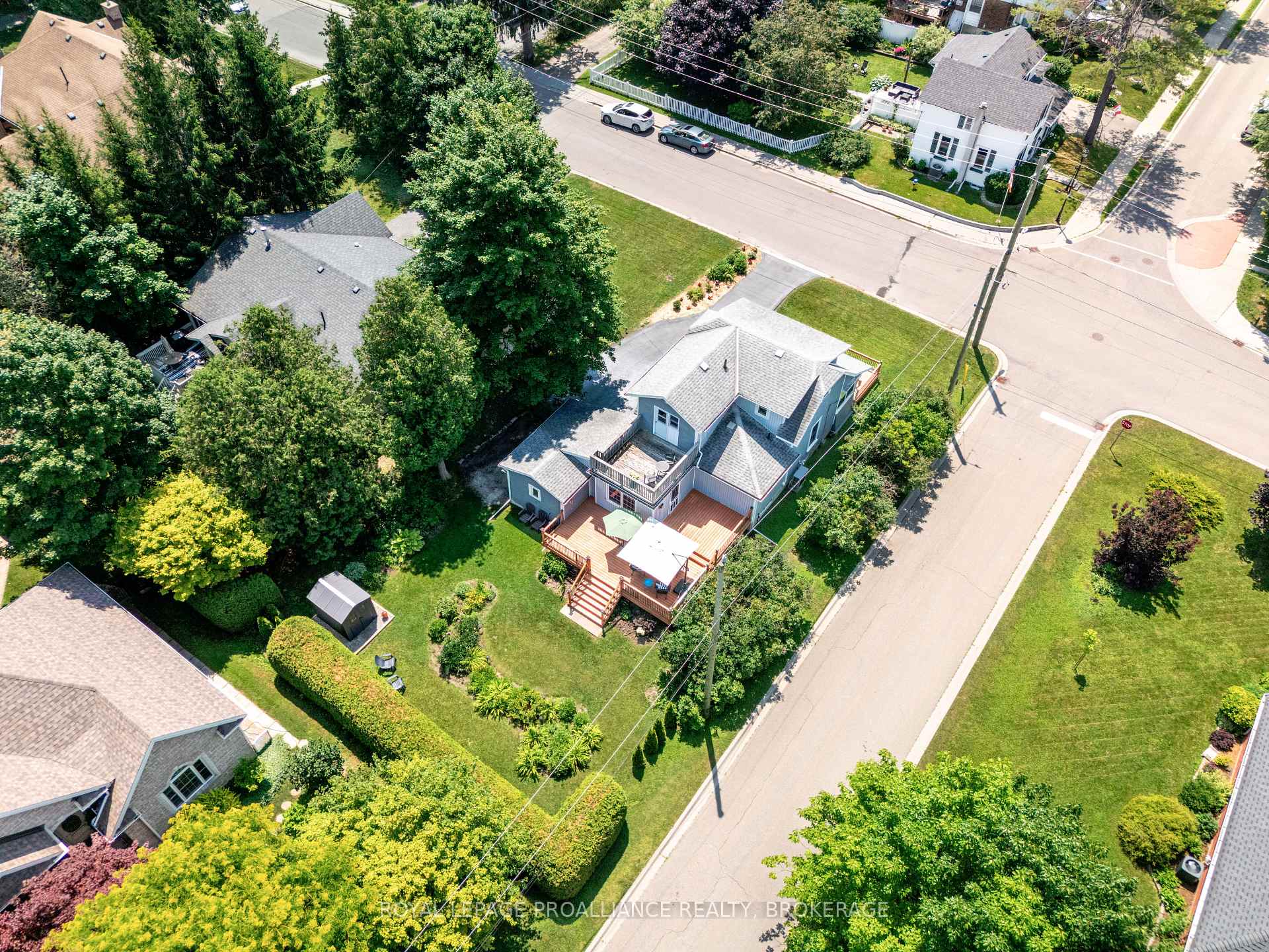 Photo 14 of 515 William Street S, Gananoque — HOMEH