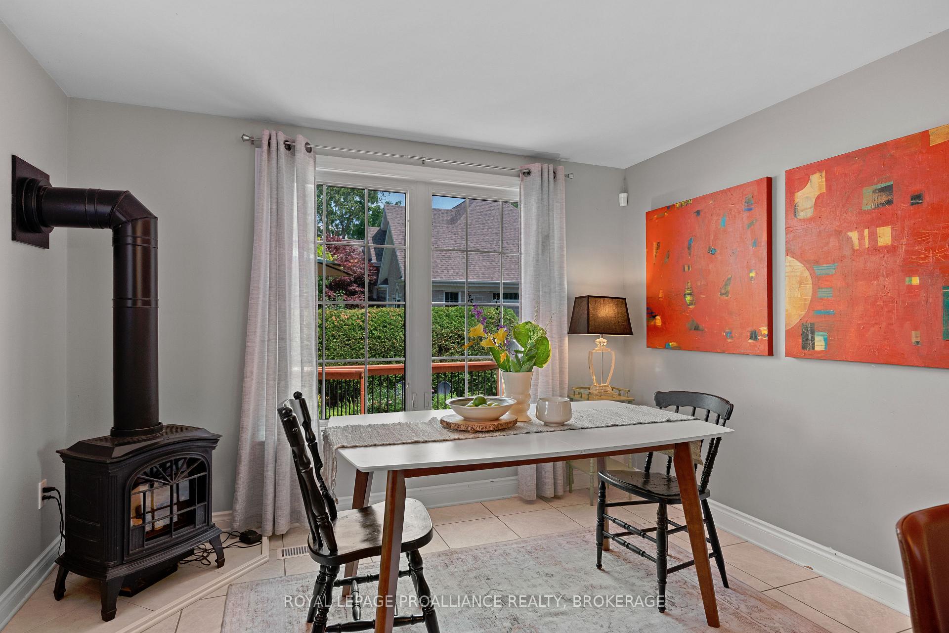 Photo 30 of 515 William Street S, Gananoque — HOMEH