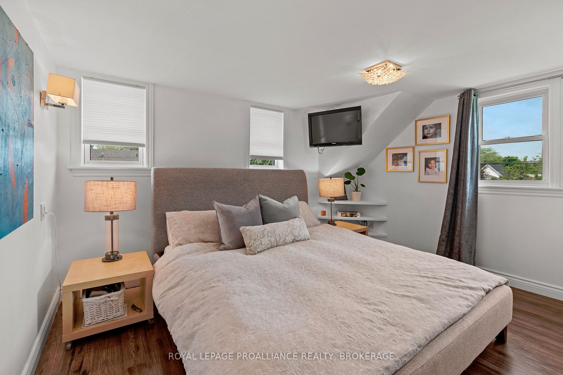 Photo 38 of 515 William Street S, Gananoque — HOMEH