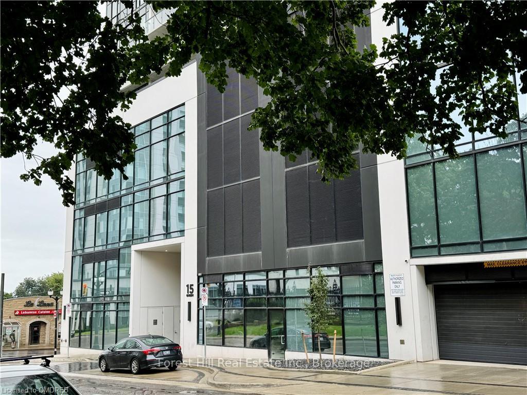 Front of Unit 402, 15 Queen Street S