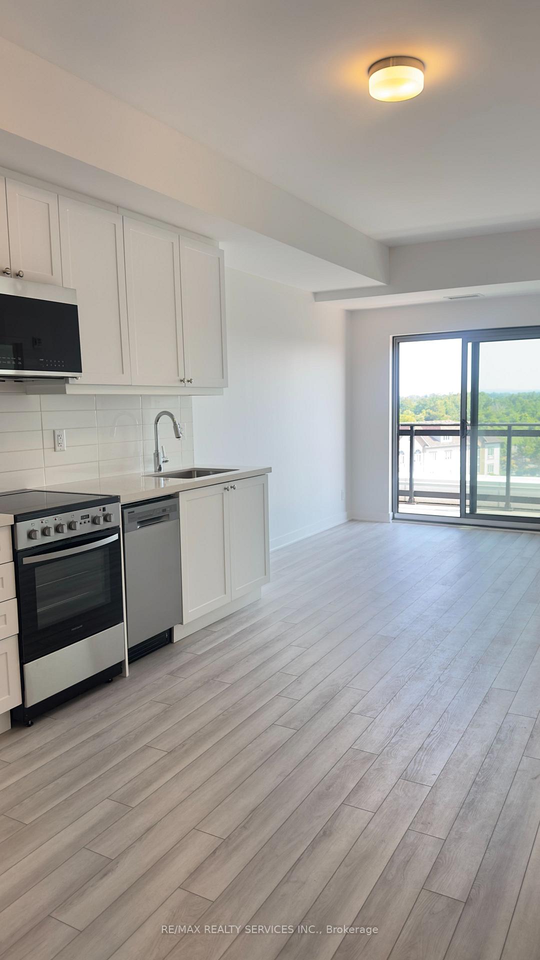 Photo 5 of Unit 706, 55 Clarington Boulevard, Clarington, Bowmanville — HOMEH