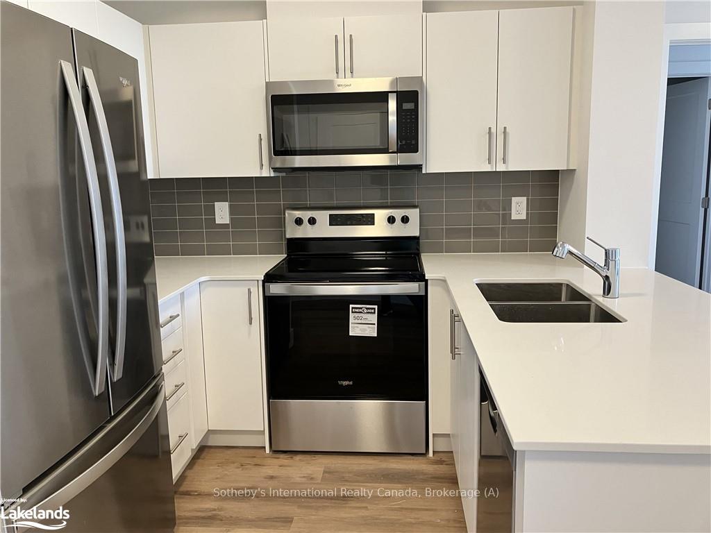 Photo 8 of Unit 407, 4 Kimberly Lane, Collingwood — HOMEH