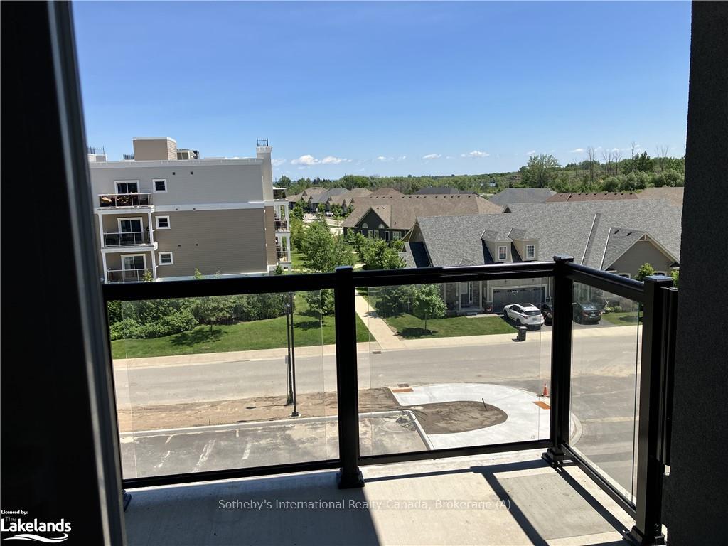 Photo 12 of Unit 407, 4 Kimberly Lane, Collingwood — HOMEH