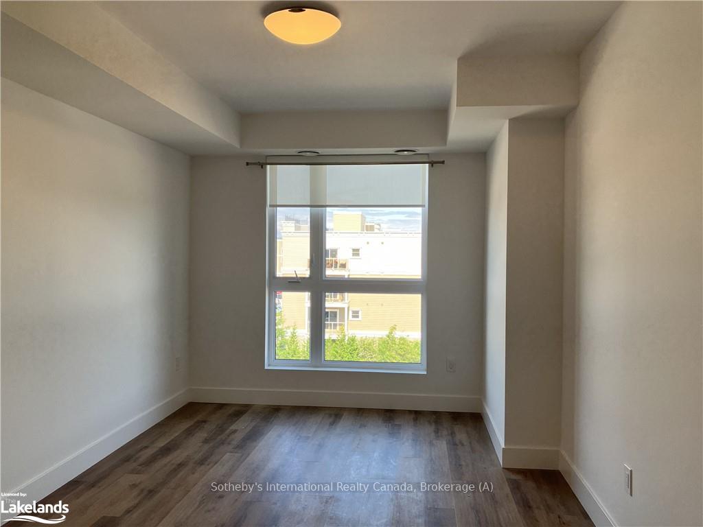 Photo 13 of Unit 407, 4 Kimberly Lane, Collingwood — HOMEH