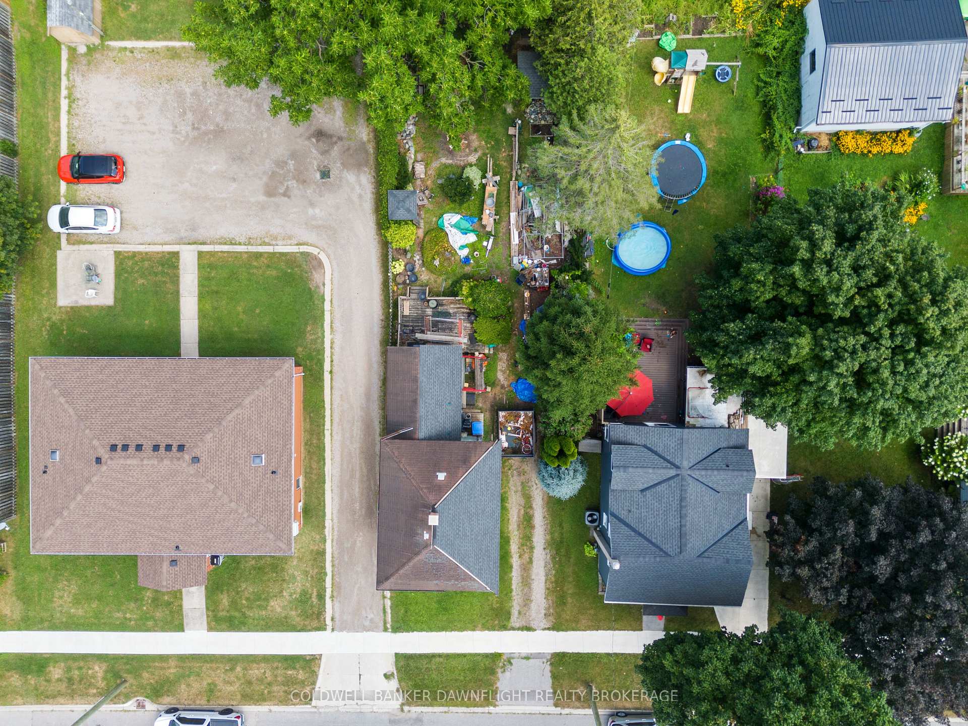 Photo 5 of 165 James Street, Central Huron, Clinton — HOMEH