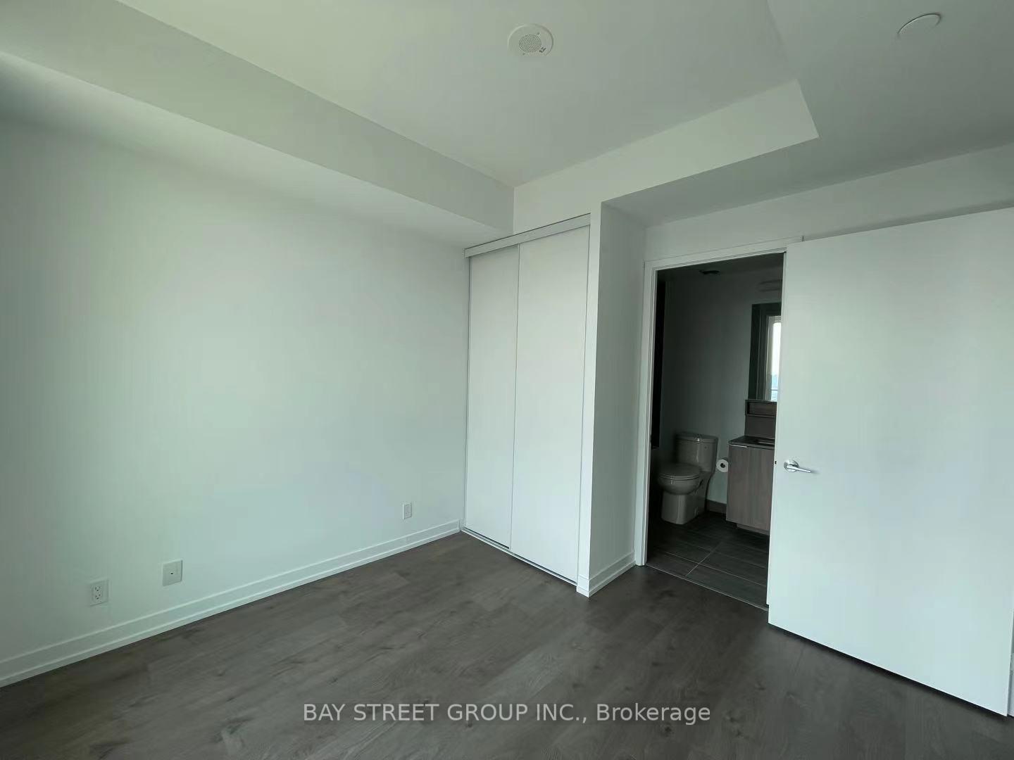 Photo 8 of Unit 5105, 950 portage Parkway, Vaughan, Vaughan Corporate Centre — HOMEH
