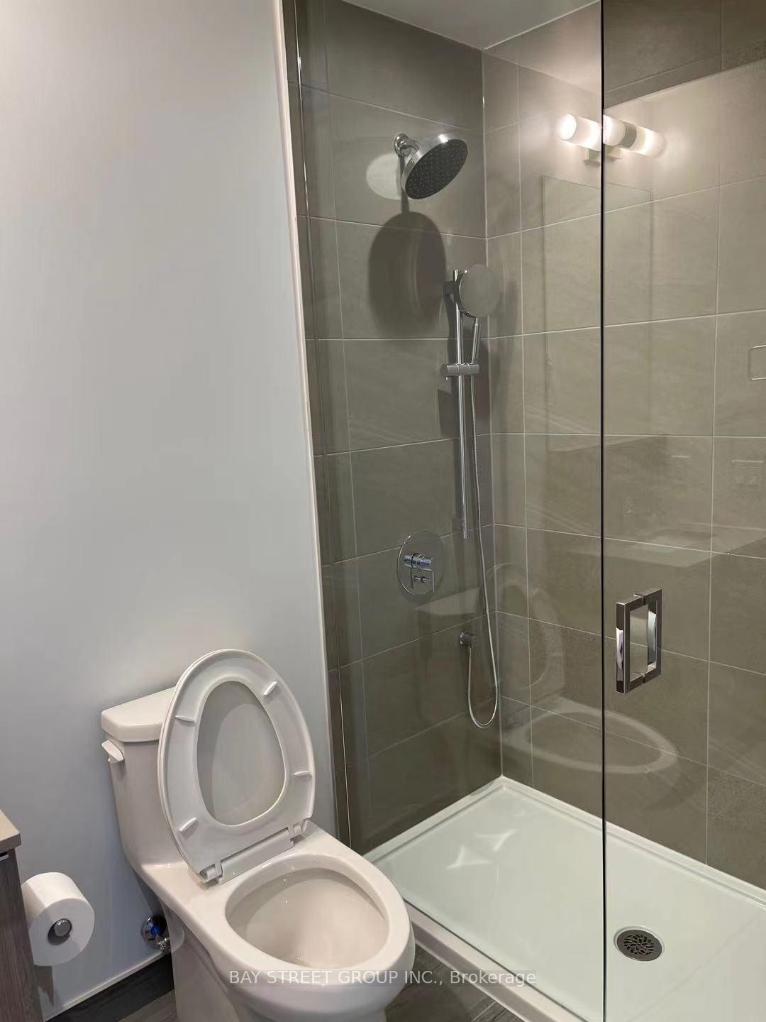 Photo 9 of Unit 5105, 950 portage Parkway, Vaughan, Vaughan Corporate Centre — HOMEH