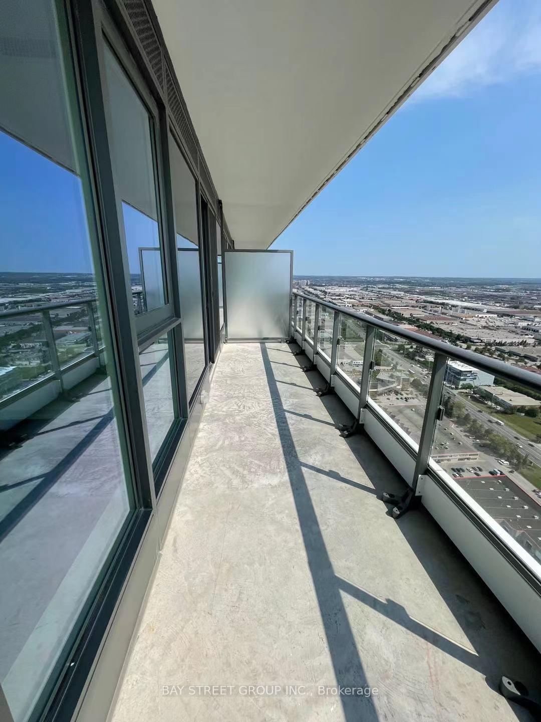 Photo 14 of Unit 5105, 950 portage Parkway, Vaughan, Vaughan Corporate Centre — HOMEH