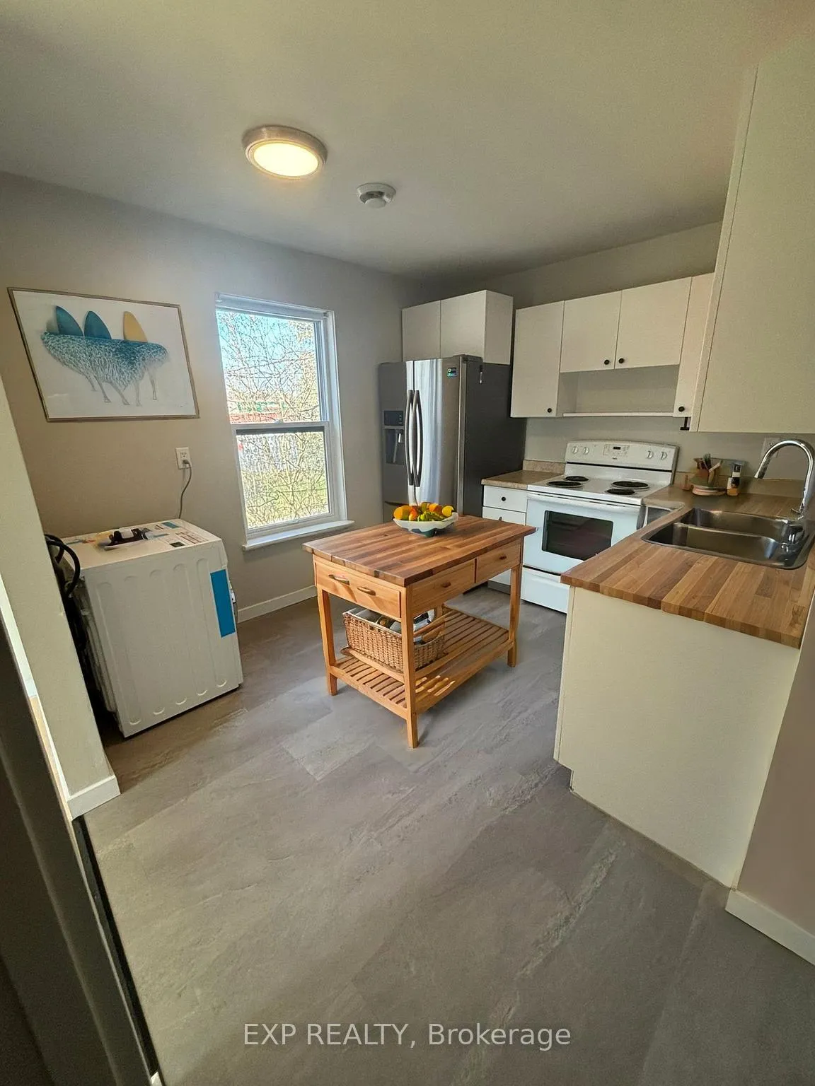 Photo 7 of Unit 2, 12 Benjamin Street, Wilmot — HOMEH