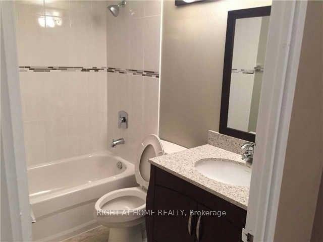 Photo 3 of Unit 3205, 3 Massey Square, Toronto, Crescent Town — HOMEH