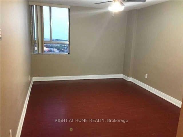 Photo 4 of Unit 3205, 3 Massey Square, Toronto, Crescent Town — HOMEH