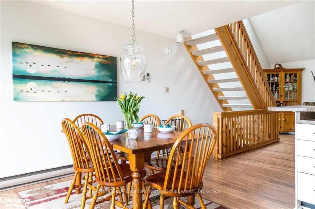 Photo 20 of 470 Oxbow Crescent, Collingwood — HOMEH