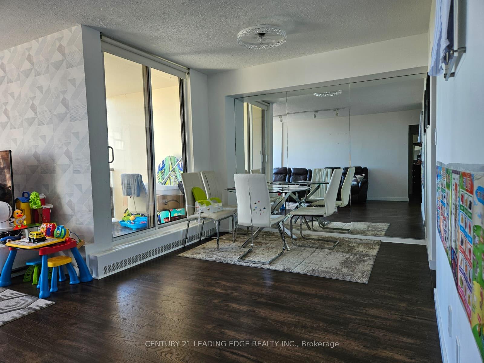 Photo 5 of Unit 615, 5 Vicora Linkway, Toronto, Flemingdon Park — HOMEH