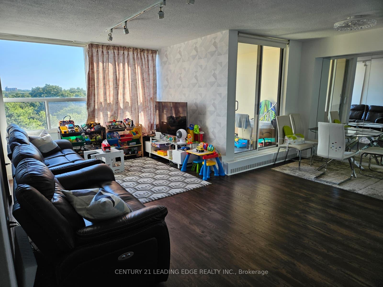 Photo 8 of Unit 615, 5 Vicora Linkway, Toronto, Flemingdon Park — HOMEH