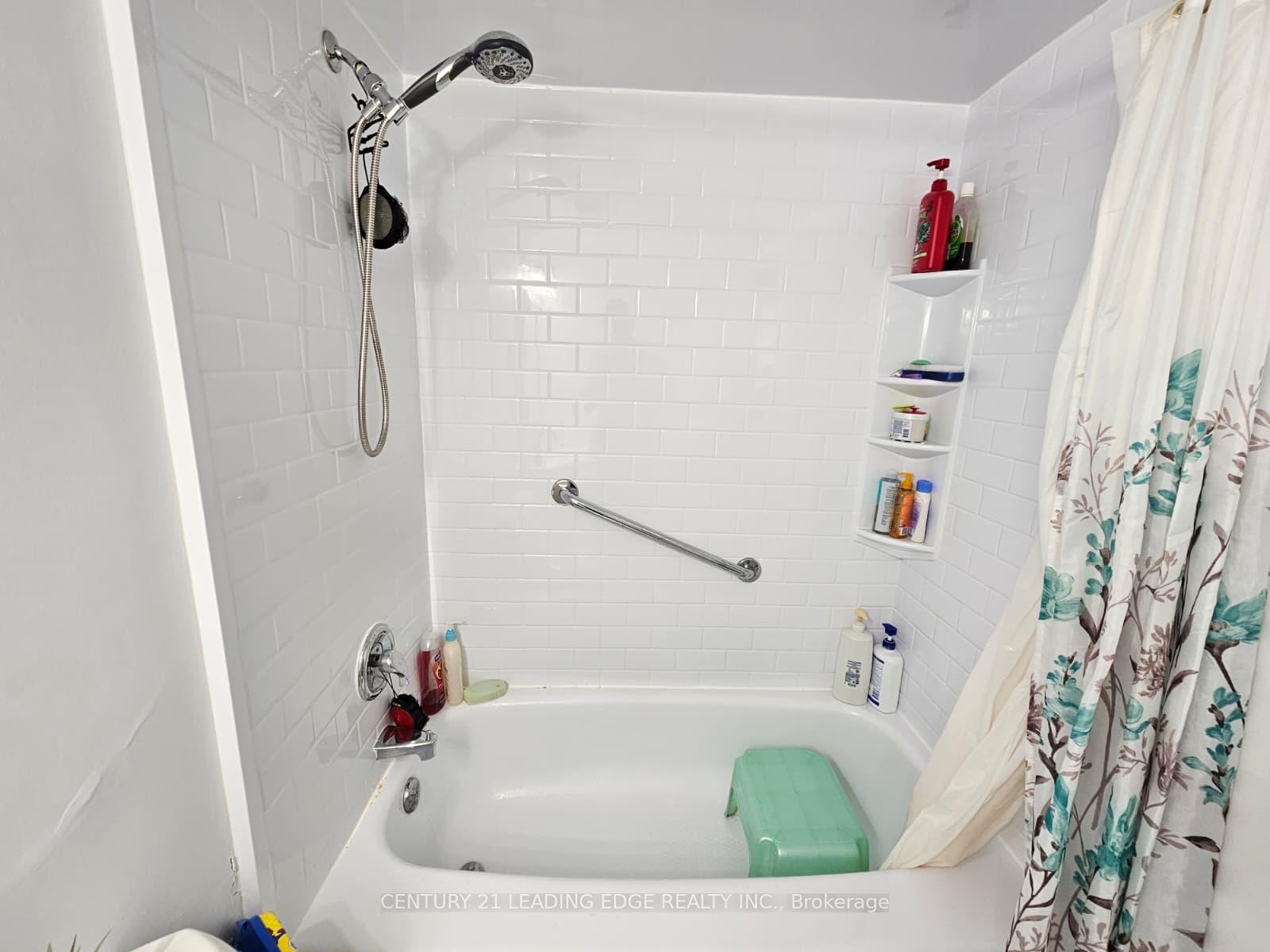 Photo 10 of Unit 615, 5 Vicora Linkway, Toronto, Flemingdon Park — HOMEH