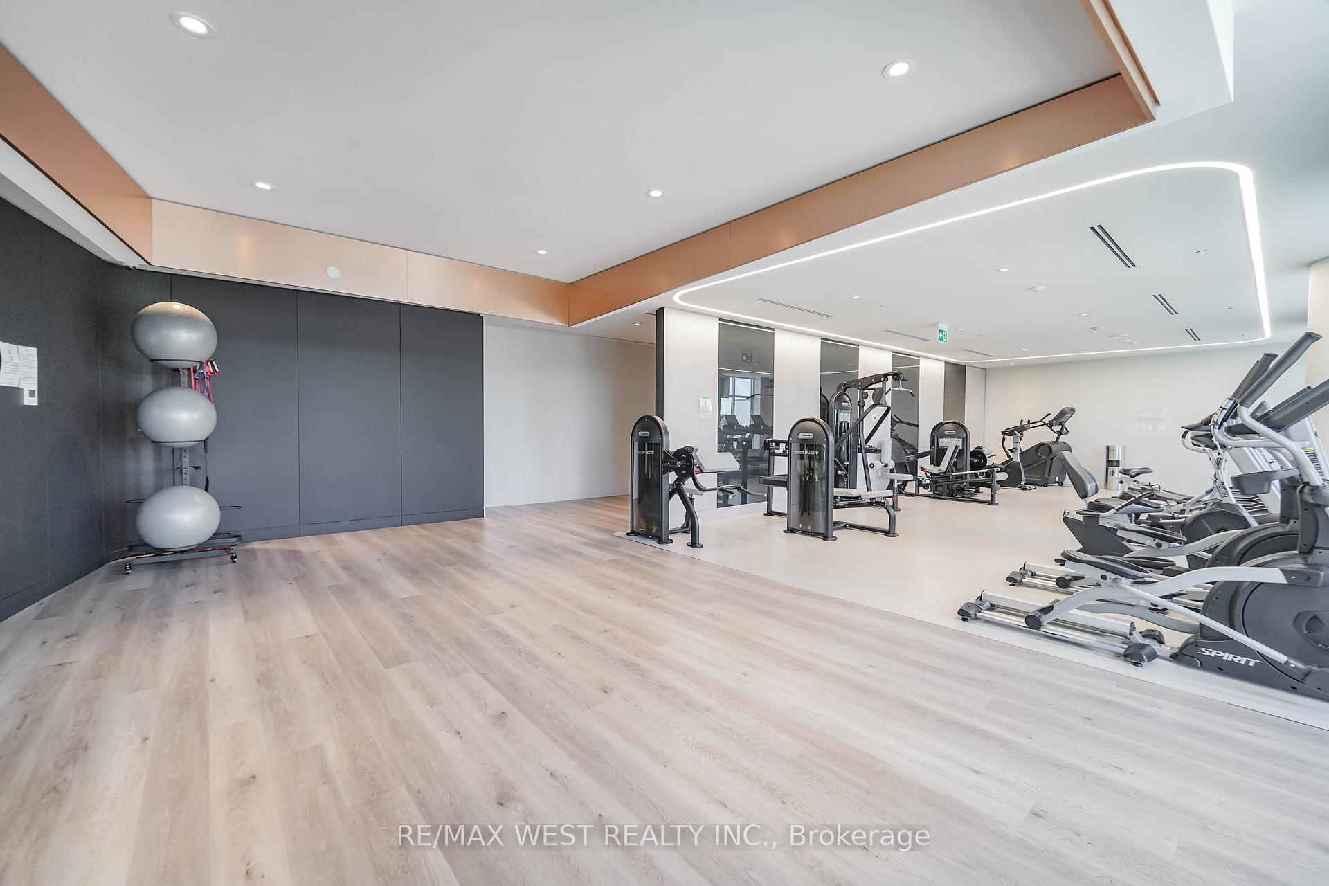 Photo 7 of Unit 1101, 50 Upper Mall Way, Vaughan, Brownridge — HOMEH