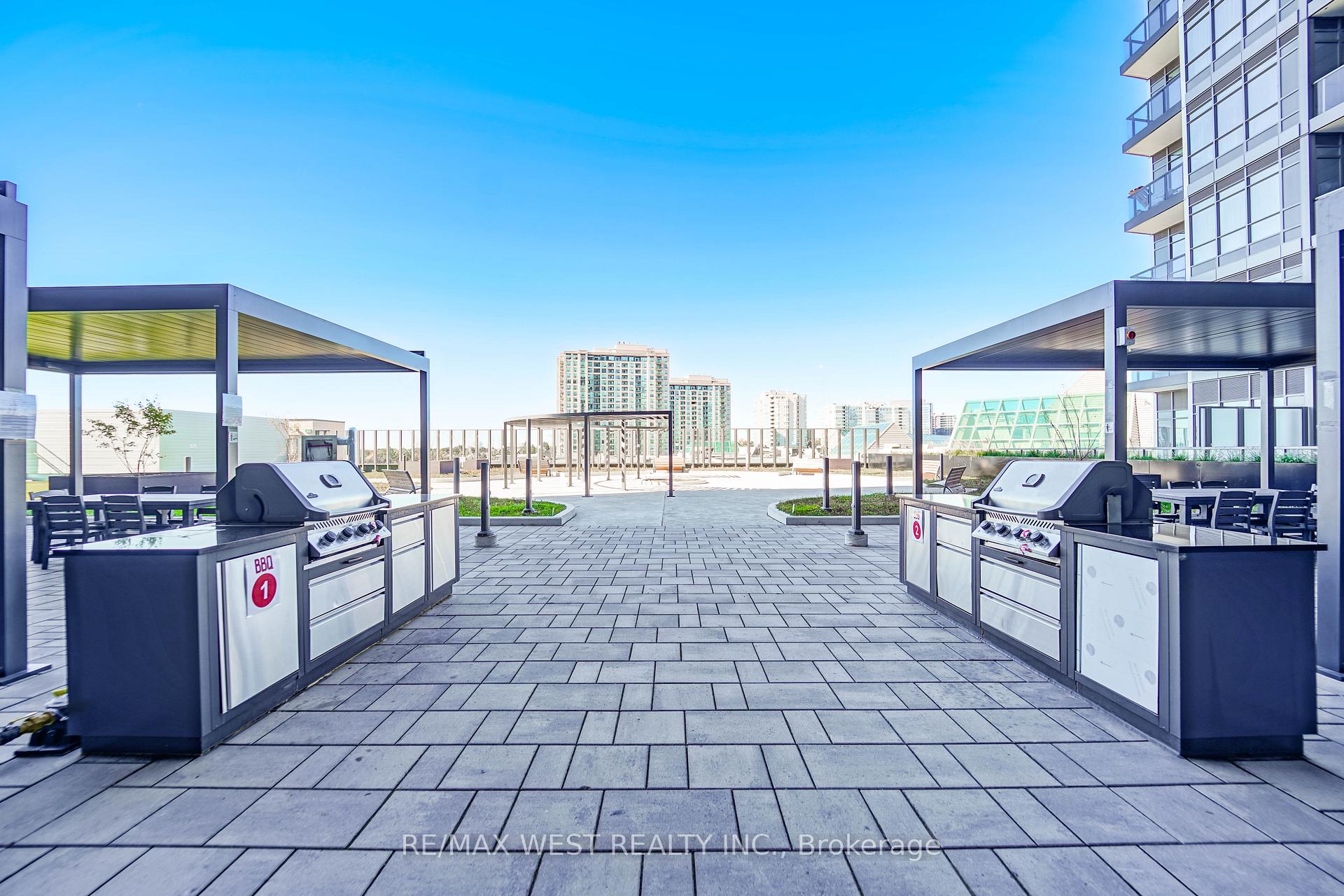 Photo 11 of Unit 1101, 50 Upper Mall Way, Vaughan, Brownridge — HOMEH