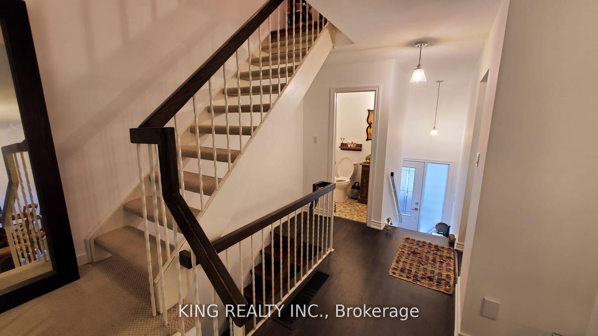 Photo 3 of Unit 21, 139 Maple Branch Path, Etobicoke, Kingsview Village-The Westway — HOMEH