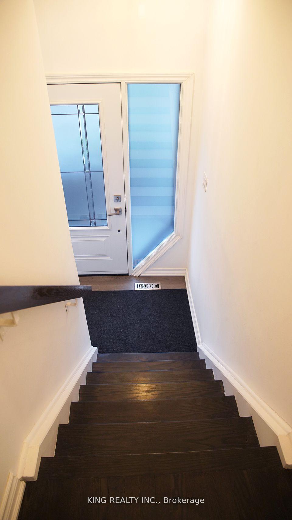 Photo 4 of Unit 21, 139 Maple Branch Path, Etobicoke, Kingsview Village-The Westway — HOMEH