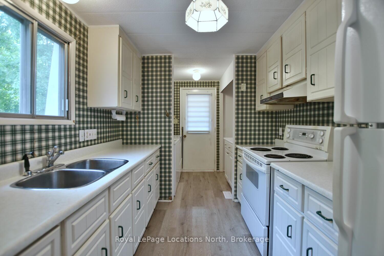 Photo 10 of 15 Fair Street, Collingwood — HOMEH