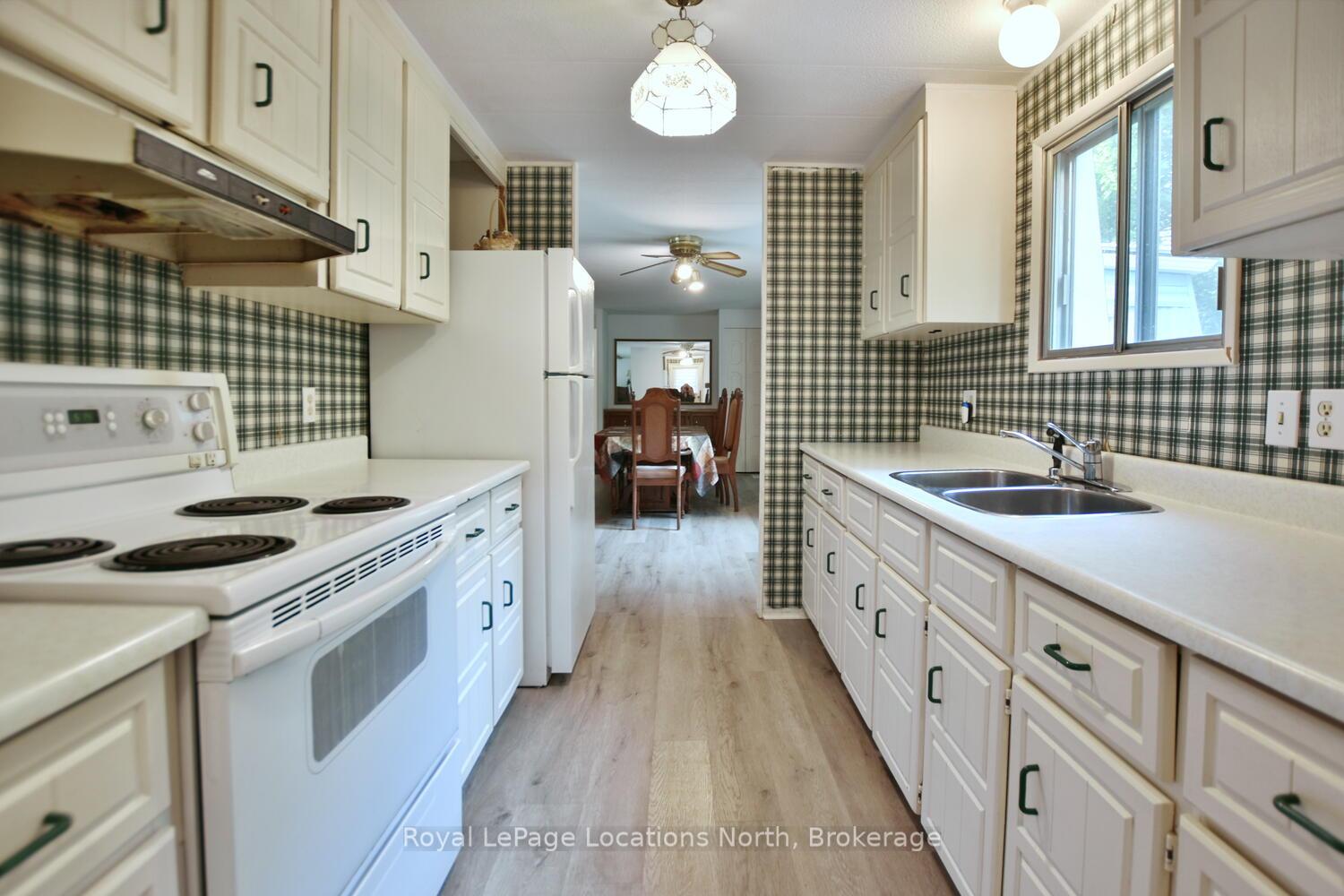 Photo 13 of 15 Fair Street, Collingwood — HOMEH
