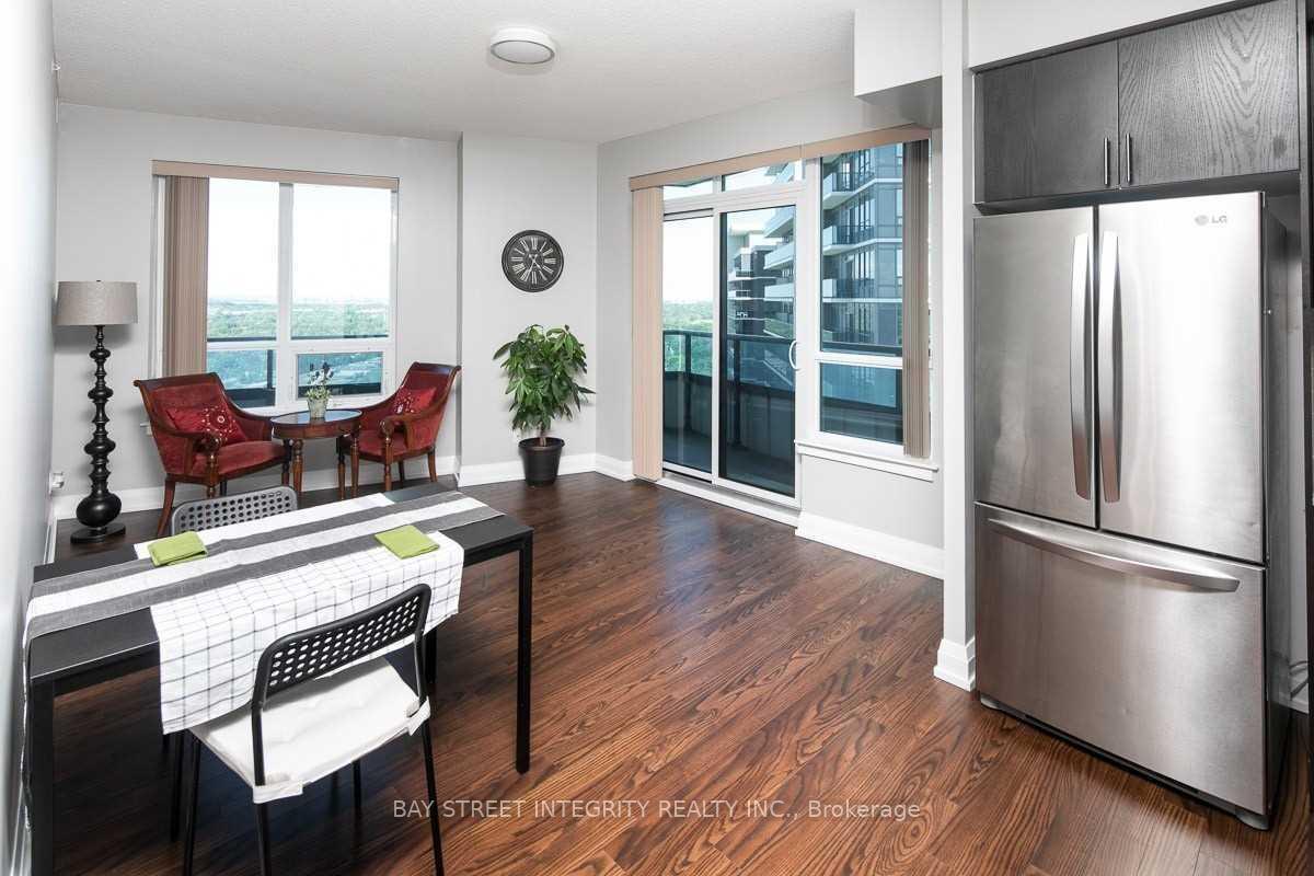 Photo 6 of Unit 1601, 7171 Yonge Street, Markham, Thornhill — HOMEH