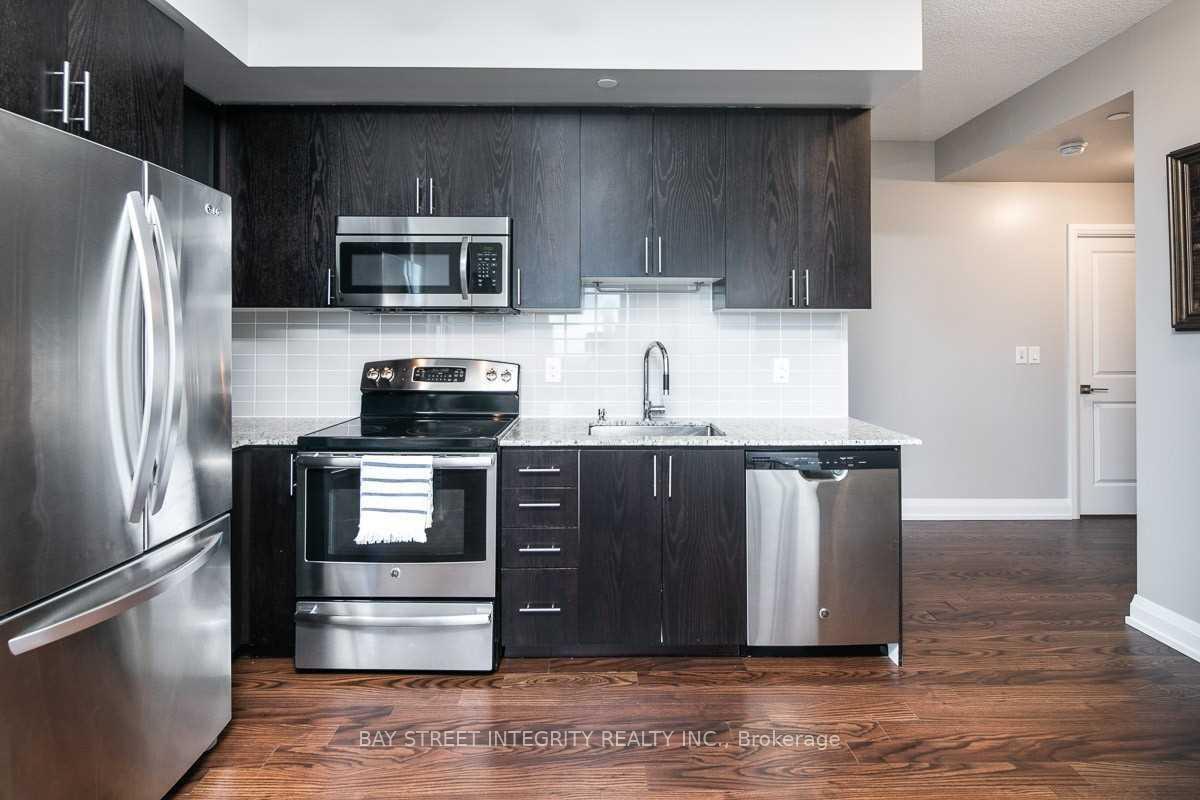 Photo 7 of Unit 1601, 7171 Yonge Street, Markham, Thornhill — HOMEH