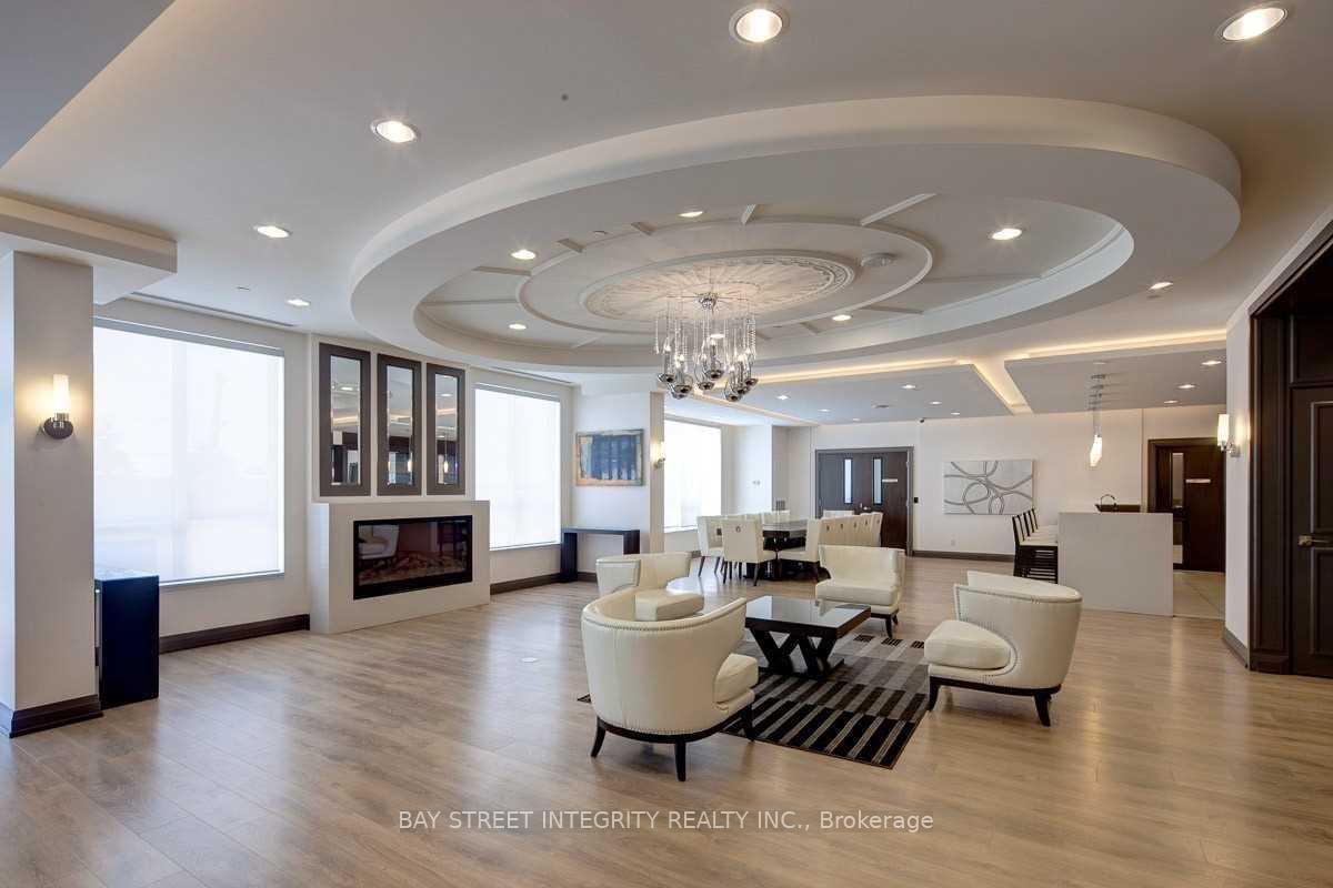 Photo 16 of Unit 1601, 7171 Yonge Street, Markham, Thornhill — HOMEH
