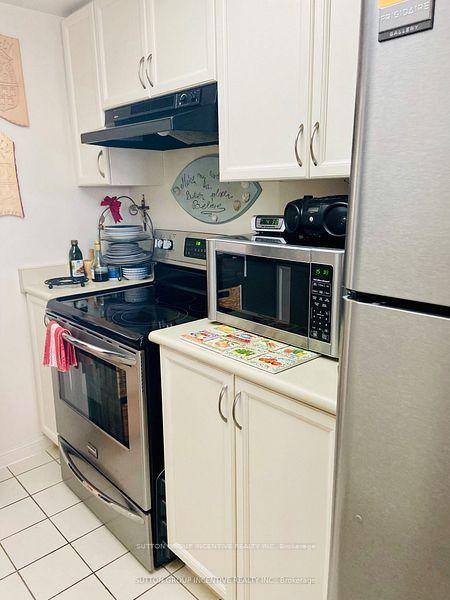 Photo 5 of Unit 1205, 65 Ellen Street, Barrie, City Centre — HOMEH
