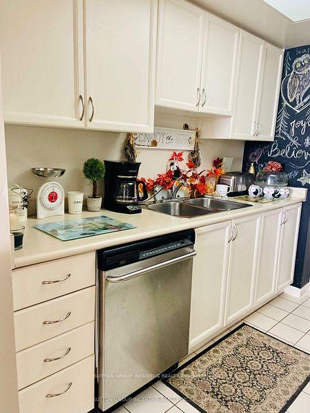 Photo 7 of Unit 1205, 65 Ellen Street, Barrie, City Centre — HOMEH