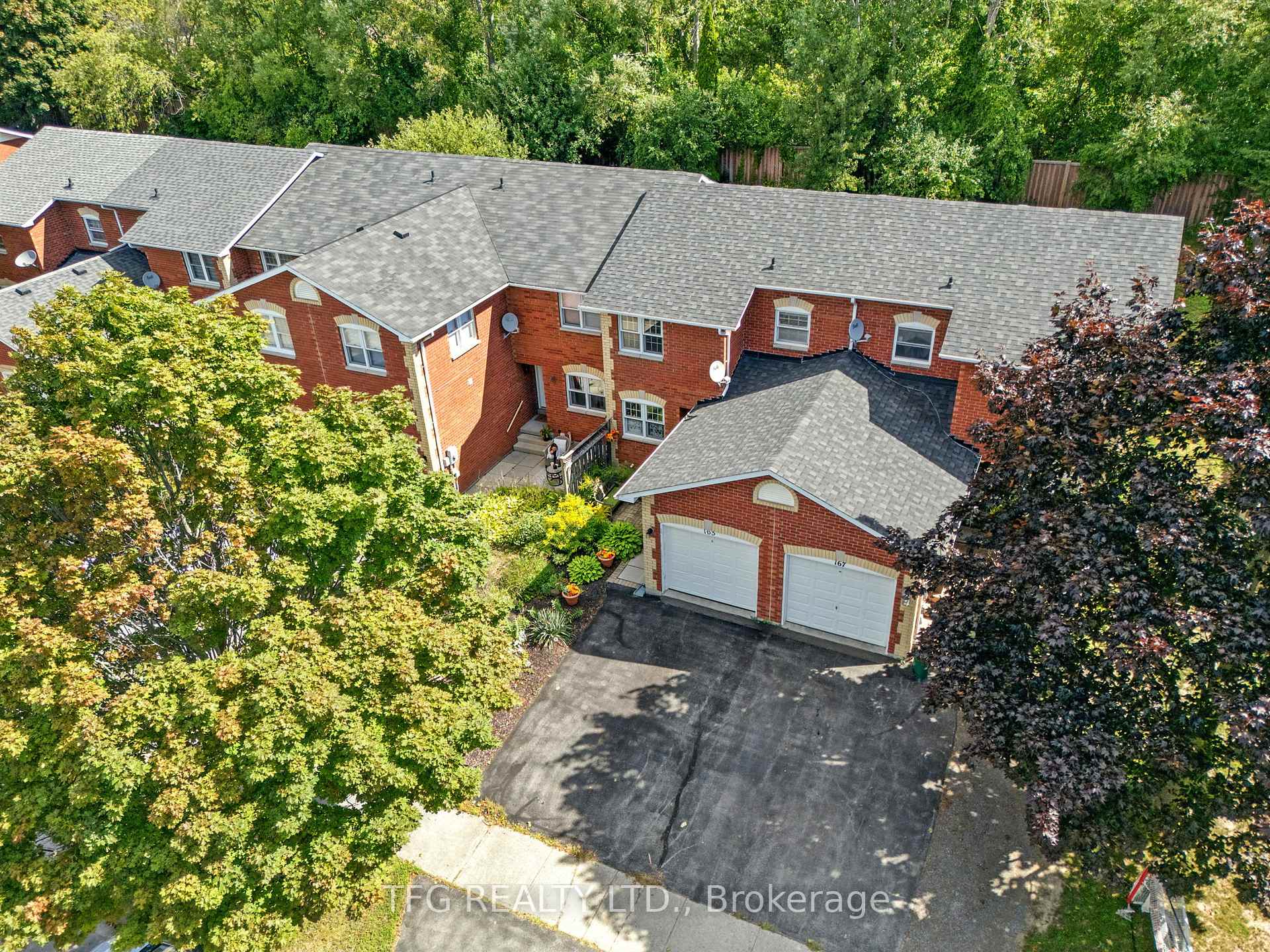 Front of 165 Sutherland Crescent