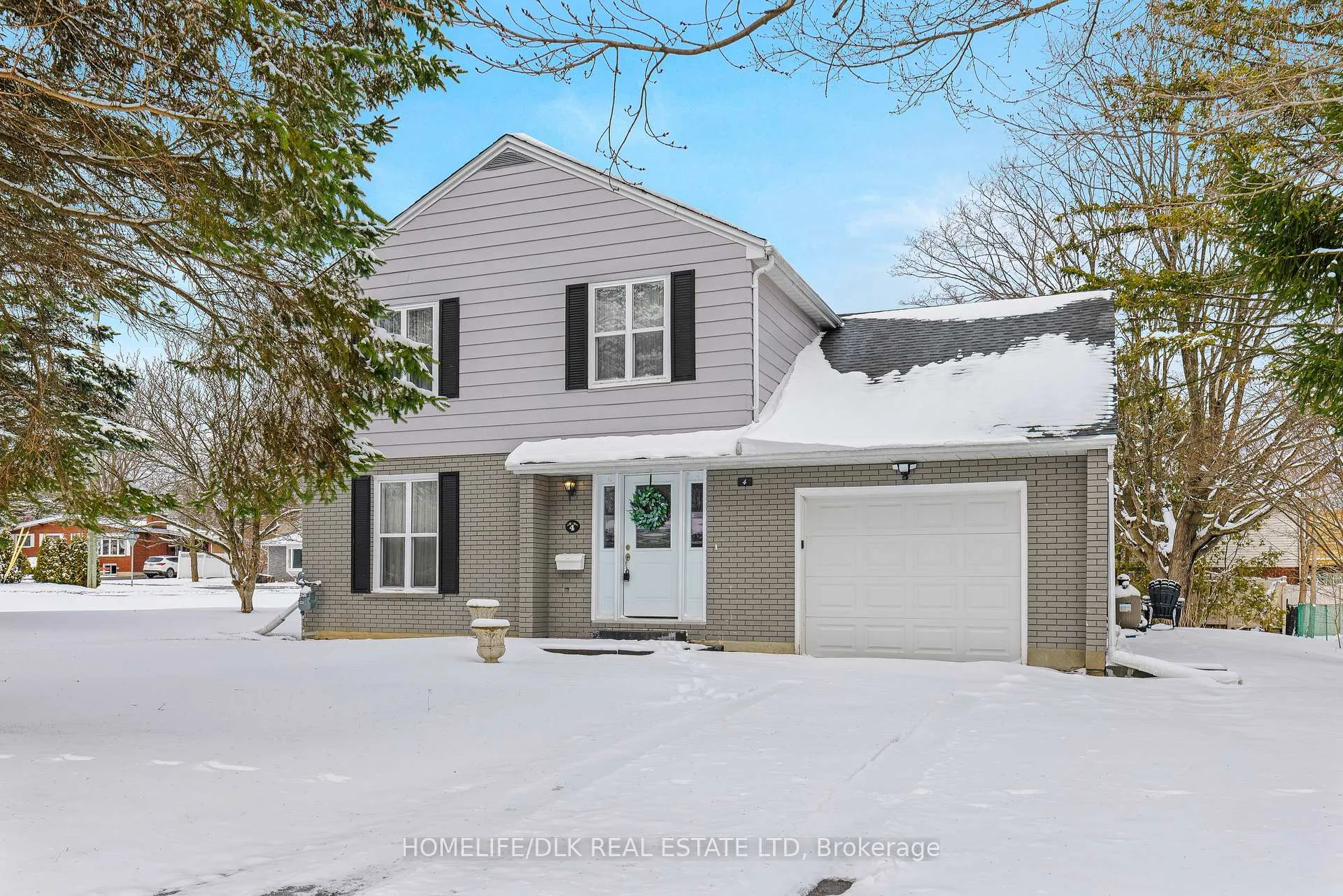 Front of 4 Baxter Drive