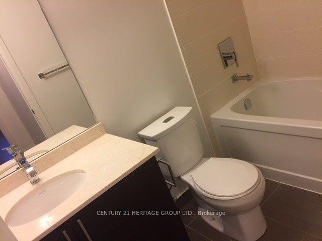 Photo 11 of Unit Ph107, 7165 Yonge Street, Markham, Thornhill — HOMEH