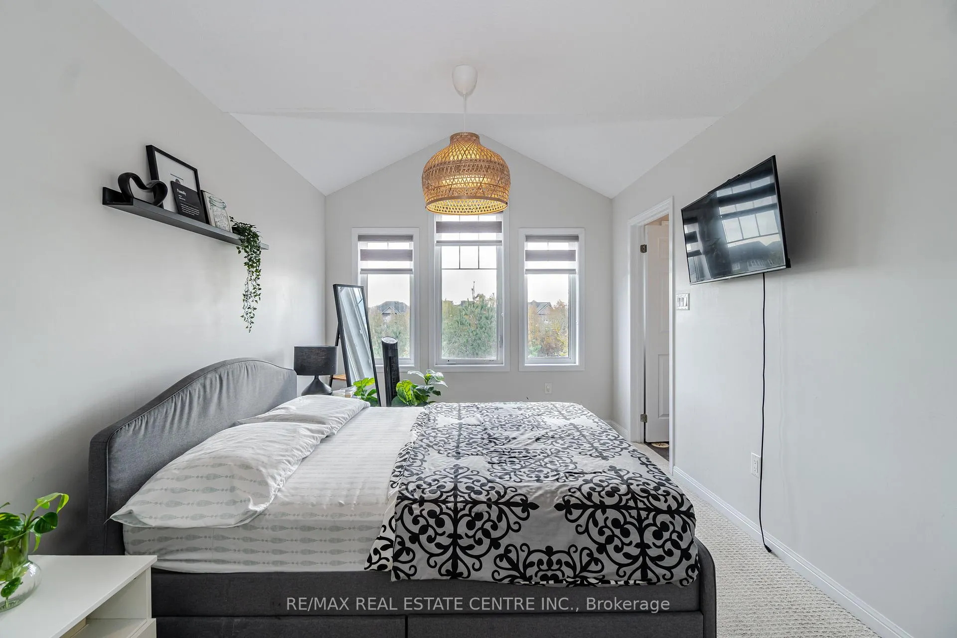 Photo 20 of Unit 26, 6020 Derry Street, Milton, Harrison — HOMEH