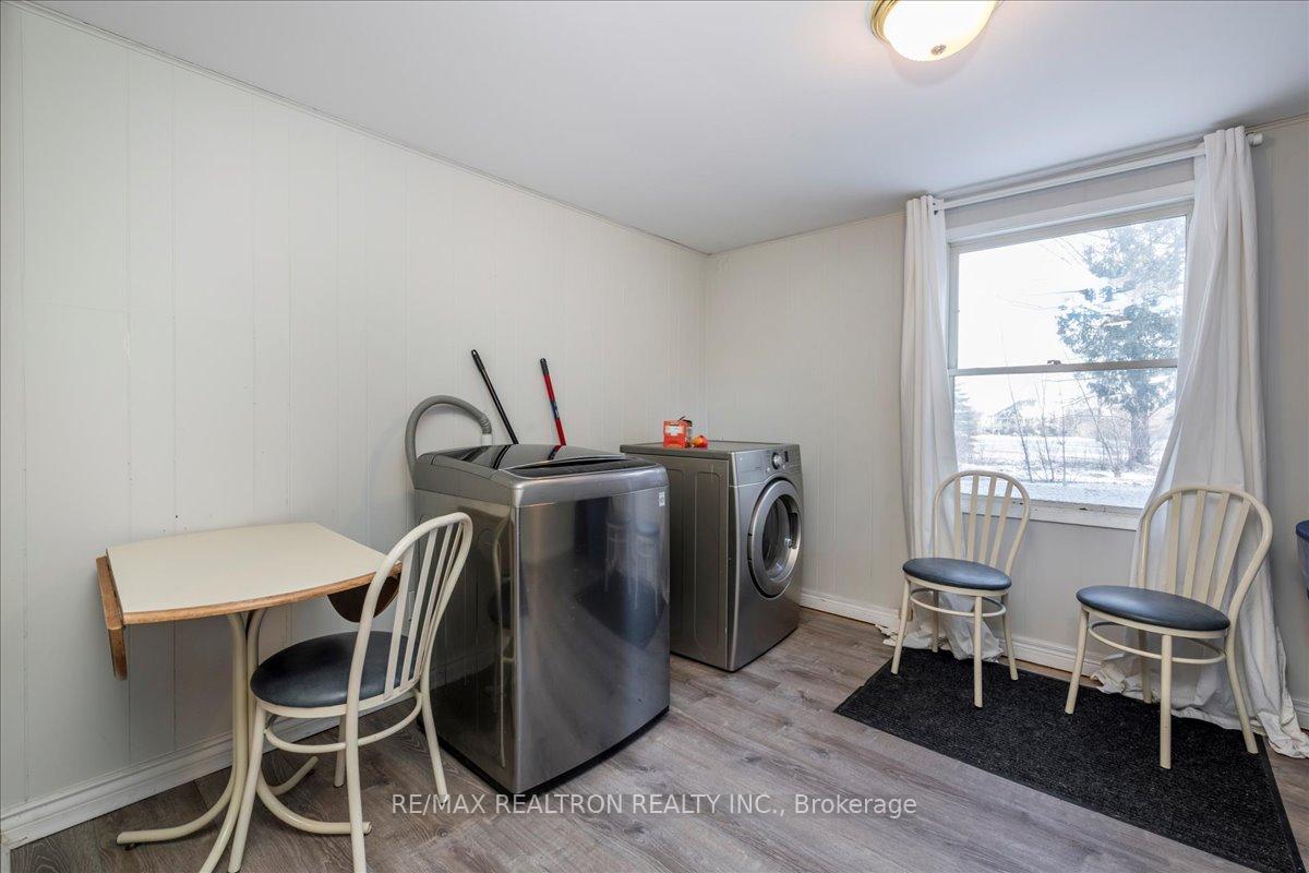 Photo 7 of 146 Carmichael Crescent, Blue Mountains — HOMEH